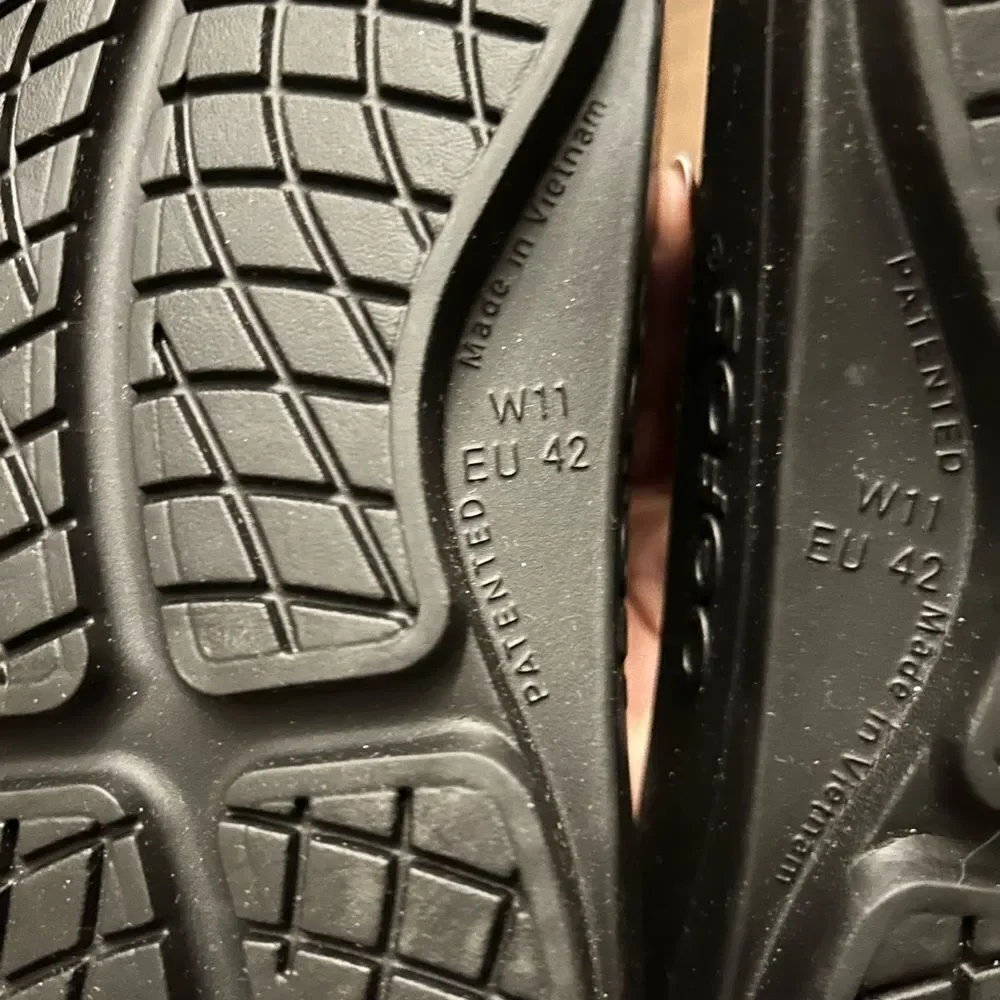 OOFOS Gender Inclusive OOahh Slide Sandal